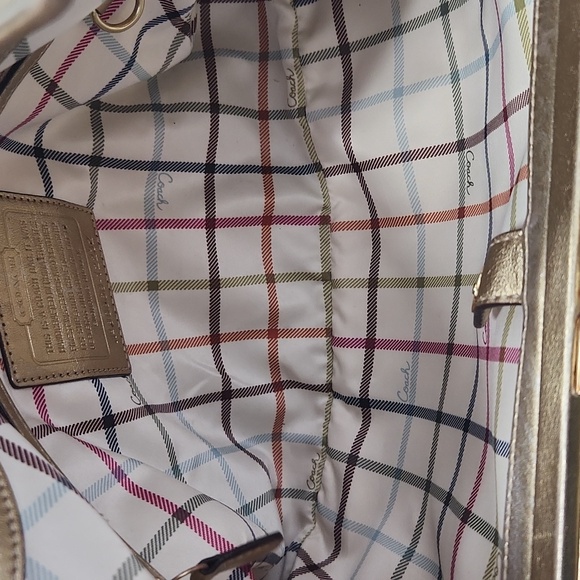 COACH LARGE 3 COMPARTMENT MONOGRAM GOLD LEATHER ACCENT WITH KISSLOCK - Picture 11 of 13